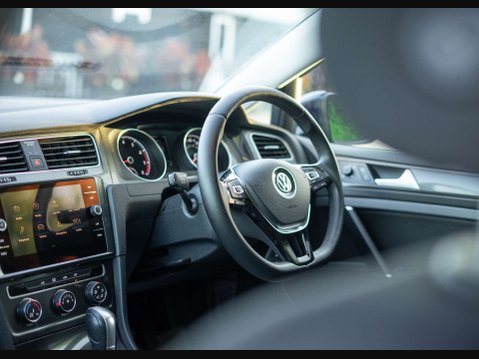 Volkswagen Golf 1.5 Golf SE Nav TSi Evo Semi-Auto 5dr 3