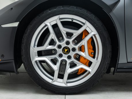 Lamborghini Huracan STERRATO 