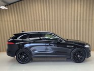 Jaguar F-Pace 2.0 F-PACE Portfolio AWD D Auto 4WD 5dr 14