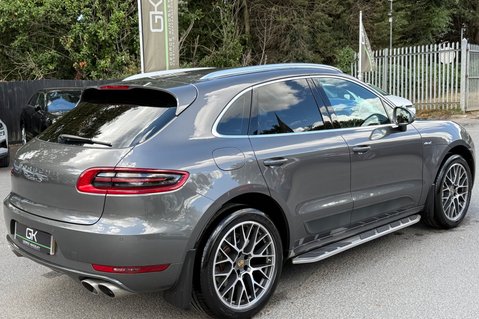 Porsche Macan D S PDK - £14K EXTRAS -AIR SUSPENSION -PDLS+ -BOSE -SIDE SKIRTS -ACC-CAMERA 6