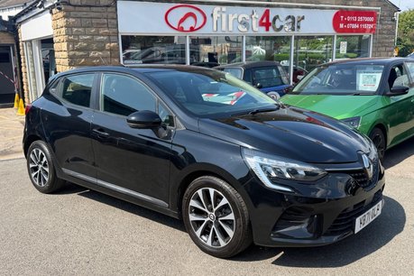 Renault Clio ICONIC TCE