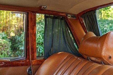 Mercedes-Benz 600 Grosser EX KOFI ANAN 26