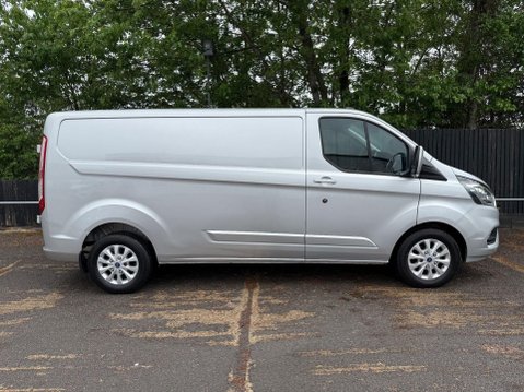 Ford Transit Custom 300 LIMITED P/V ECOBLUE 10