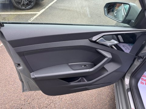 Audi A1 S LINE 35 TFSI S-A 55