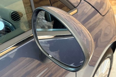 Fiat 500 0.9 TwinAir Lounge Hatchback 3dr Petrol Dualogic Euro 5 (s/s) (85 bhp) 59