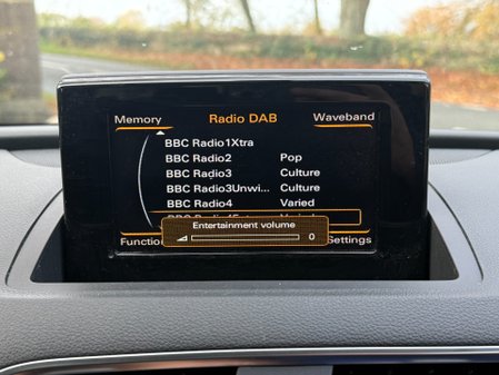 Audi Q3 TFSI SPORT 43