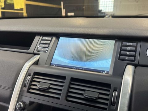Land Rover Discovery Sport 2.0 Discovery Sport HSE SD4 Auto 4WD 5dr 83