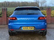 Porsche Macan 2.0 Macan Semi-Auto 4WD 5dr 4