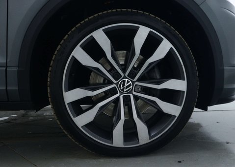 Volkswagen T-Roc 1.5 T-Roc R-Line TSi Evo Semi-Auto 5dr 15