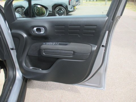 Citroen C3 Aircross 1.2 PureTech Shine Plus Euro 6 (s/s) 5dr 39