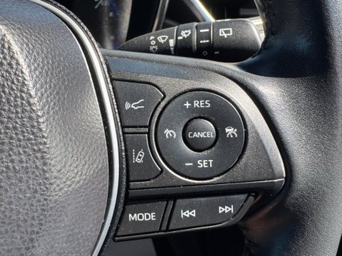 Toyota Corolla 1.8 VVT-h Icon Tech Touring Sports CVT Euro 6 (s/s) 5dr 30