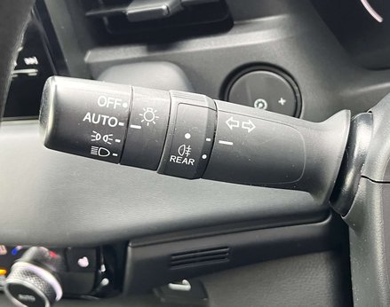 Honda HR-V 1.5 HR-V Elegance i-MMD CVT 5dr 56