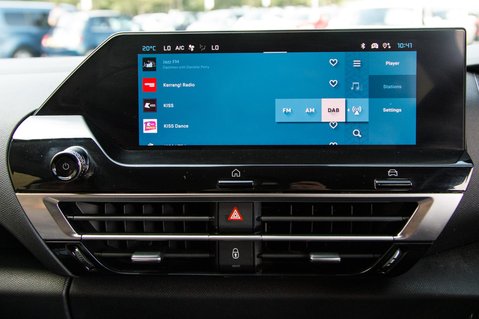 Citroen C4 PURETECH SHINE PLUS S/S EAT8 30