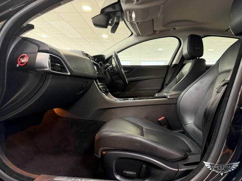 Jaguar XE 2.0d Portfolio Auto AWD Euro 6 (s/s) 4dr 75