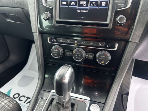 Volkswagen Golf 2.0 Golf GTD TDI Semi-Auto 5dr 34