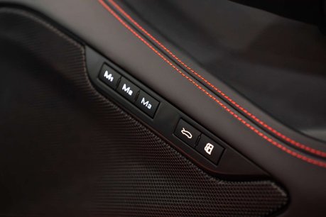 Ferrari F8 3.9 F8 Tributo Semi-Auto 2dr 17