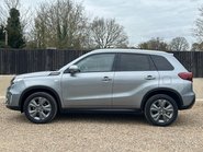 Suzuki Vitara SZ-T MHEV 6