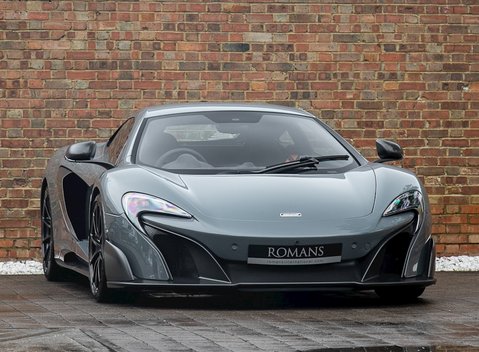 McLaren 675LT 1
