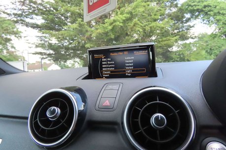 Audi S1 2.0 TFSI quattro Euro 6 (s/s) 3dr 10