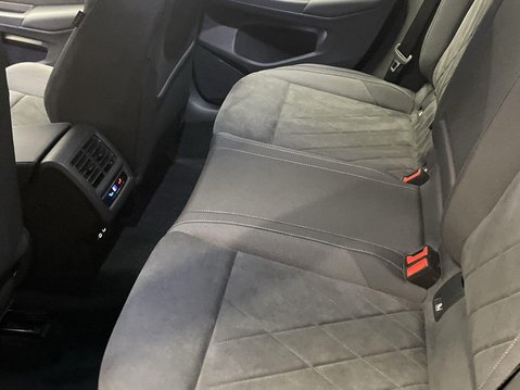 Volkswagen Golf 1.5 TSI Style Hatchback 5dr Petrol Manual Euro 6 (s/s) (130 ps) 18