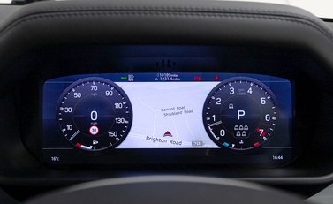 Land Rover Defender 110 HSE P300 19