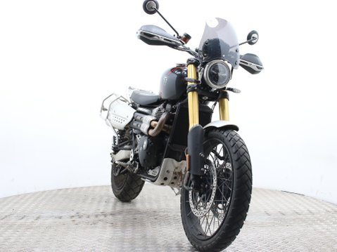 Triumph Scrambler 1200 SCRAMBLER 1200 XE 1