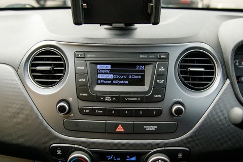Hyundai i10 PREMIUM 25