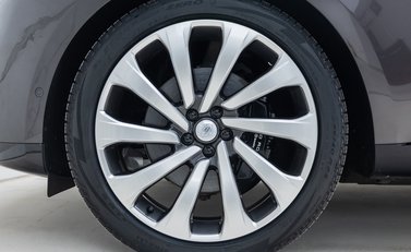 Land Rover Range Rover D350 Autobiography LWB 13