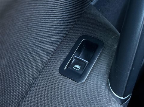 Volkswagen Golf 2.0 TDI BlueMotion Tech GTD DSG Euro 6 (s/s) 5dr 74