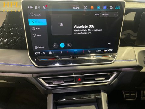Volkswagen Tiguan 1.5 TSI eHybrid 19.7kWh R-Line SUV 5dr Petrol Plug-in Hybrid DSG Euro 6 (s/ 18