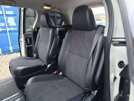 Toyota Estima Auto+Petrol+LowMiles+7Seats 39