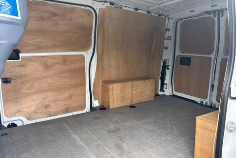 Mercedes-Benz Vito 114 Progressive L2 Panel Van - Air Con / Rear Camera 12