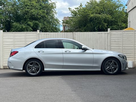 Mercedes-Benz C Class 2.0 C300d AMG Line (Premium) Saloon 4dr Diesel G-Tronic+ Euro 6 (s/s) (245 6