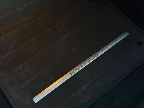 Land Rover Range Rover Evoque 2.2 SD4 Dynamic Auto 4WD Euro 5 (s/s) 3dr 74