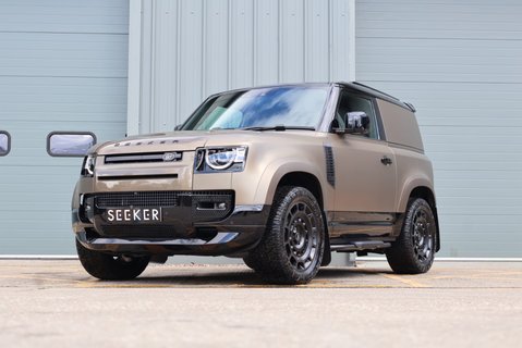 Land Rover Defender 90 DEMO  HARD TOP 350  X-DYNAMIC HSE s 20k spend inc genuine rear seat   1