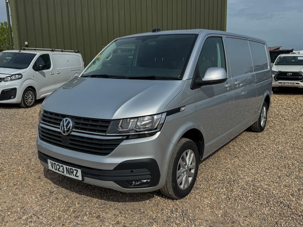 Volkswagen Transporter LWB L2H1 Low Roof Highline T30 Air Con Alloys Camera 2