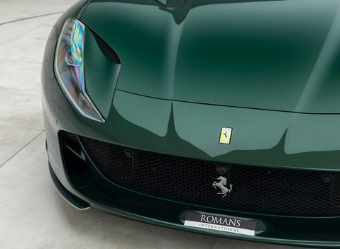 Ferrari 812 Superfast 25