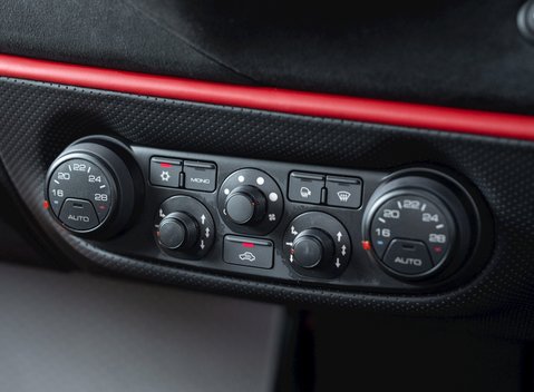 Ferrari 488 Pista 16