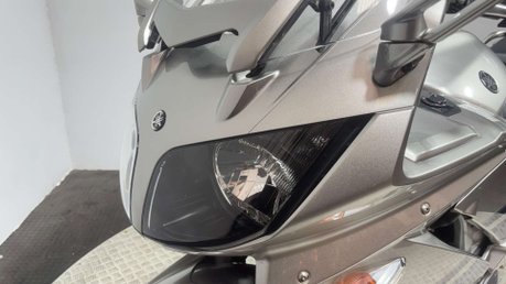 Yamaha FJR1300 ABS 2008 ONLY 22K NEW MOT SERVICED FULL LUGGAGE COMMUTER TOURER BIKE 7