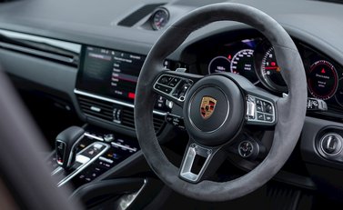 Porsche Cayenne Turbo 11