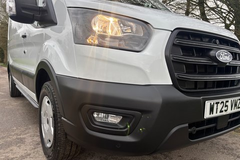 Ford Transit 350 Rwd L3 H3 Trend 130 ps Panel Van - Rear Camera 16