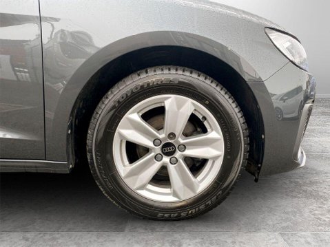 Audi A1 1.0 TFSI 25 Technik Sportback 5dr Petrol Manual Euro 6 (s/s) (95 ps) Air Co 10