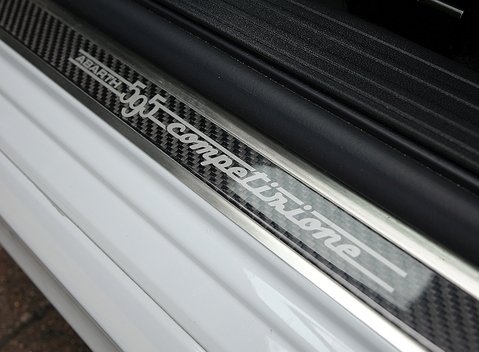 Abarth 595 C Competizione 17