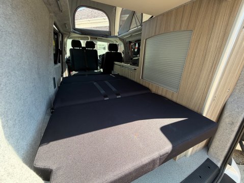 Volkswagen Transporter T6 FUNKY DUBZ 4 BERTH POP TOP 21