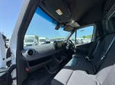 Mercedes-Benz Sprinter AUTO MWB L2H2 High Roof 315 Pro Air Con Camera EURO 6 12
