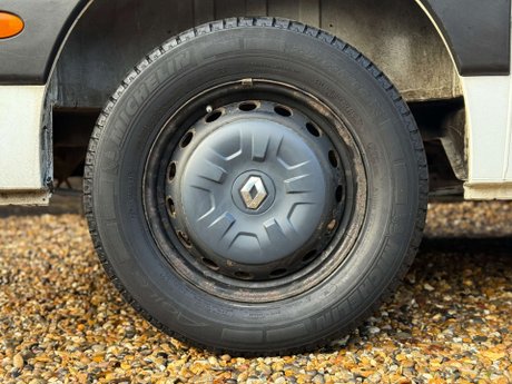 Renault Trucks Uk Master 2.3 Master 35 MWB 25