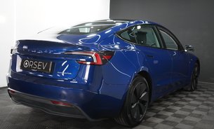 Tesla Model 3 LONG RANGE AWD Deep Blue Metallic GROK AI One Owner VATQ 5