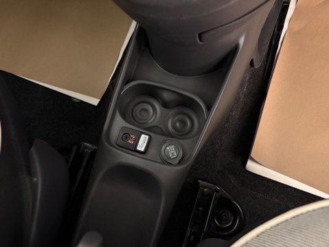 Fiat 500 1.2 Lounge Dualogic Euro 6 (s/s) 3dr 19