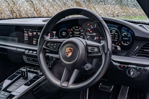 Porsche 911 992 Carrera 4S PDK Convertible 14