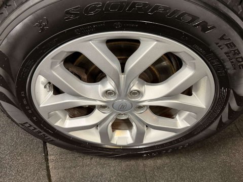 Land Rover Discovery 3.0 Discovery SE SD6 Auto 4WD 21